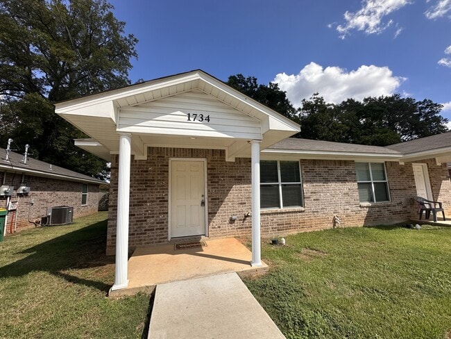 1726 Jennings St in Texarkana, TX - Building Photo - Building Photo