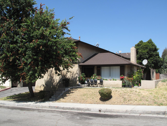 2407 Ridgeside Dr in West Covina, CA - Building Photo - Building Photo