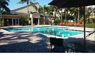 5646 Rock Island Rd in Tamarac, FL - Building Photo - Building Photo