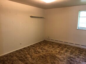 1330 NE Hillside Dr, Unit A in Pullman, WA - Building Photo - Building Photo