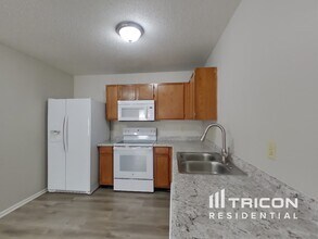 2314 Collins Way in Greenfield, IN - Building Photo - Building Photo