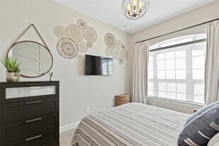 9426 Oakheath Canyon Ct in Tomball, TX - Building Photo