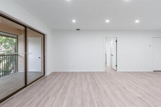 3631 NW 94th Ave, Unit 6g in Sunrise, FL - Foto de edificio - Building Photo