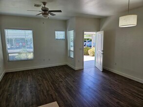 7981 E Wilshire Dr in Scottsdale, AZ - Building Photo - Building Photo