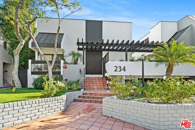 234 S Tower Dr in Beverly Hills, CA - Building Photo - Building Photo