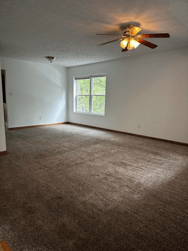 340 Hyatt Ln, Unit Unit A in Morehead, KY - Building Photo - Building Photo