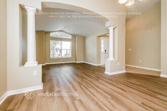 6638 Cambridge Park Dr in Apollo Beach, FL - Building Photo - Building Photo