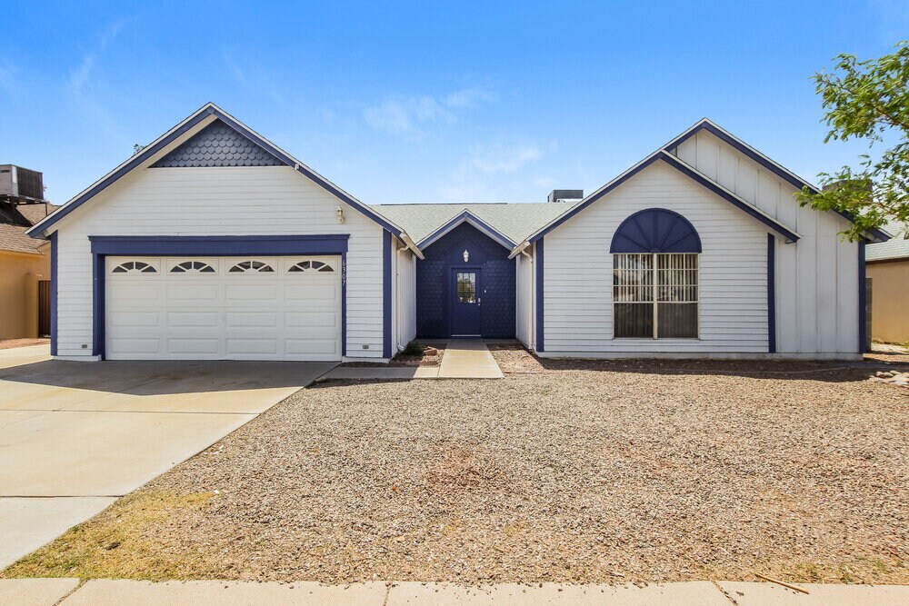 6307 W Kings Ave in Glendale, AZ - Building Photo