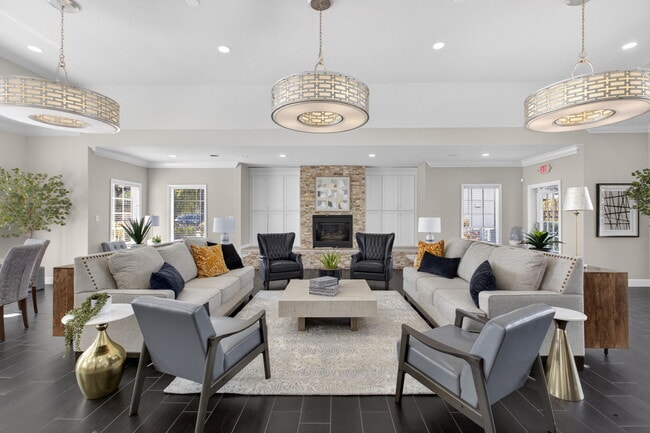 The Ivy at Gatehouse in Orlando, FL - Building Photo - Building Photo