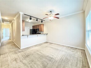 2131 N Crossover Rd in Fayetteville, AR - Building Photo - Building Photo