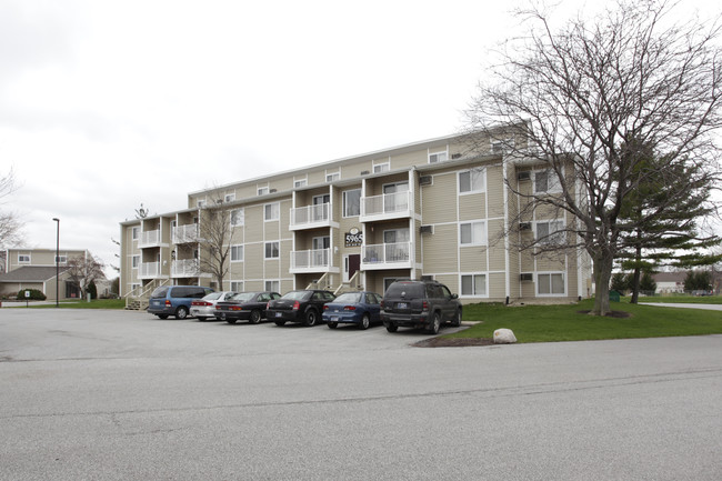 Willow Creek Apartments in Portage, IN - Building Photo - Building Photo