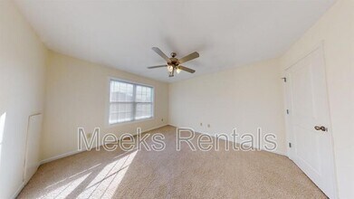 1003 Fairway Gardens Dr in Hurricane, WV - Building Photo - Building Photo