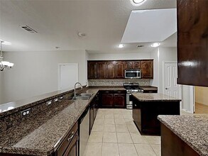 12825 Hidden Valley Ct in Fort Worth, TX - Building Photo - Building Photo