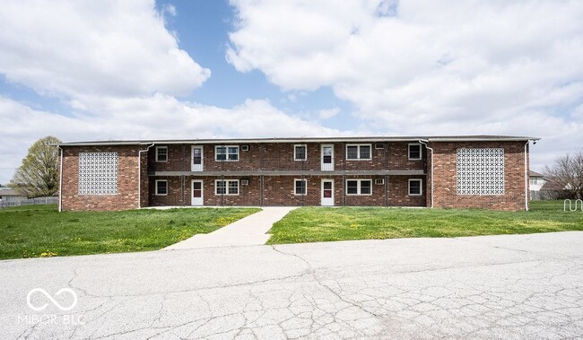 property at 140 Maple Park Dr