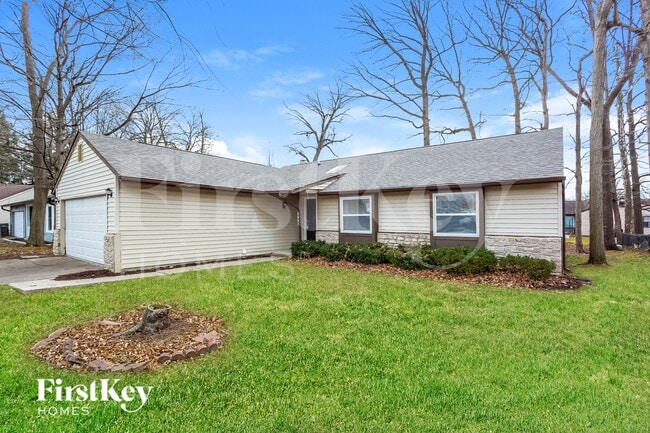 5893 Beau Jardin Dr in Indianapolis, IN - Foto de edificio - Building Photo