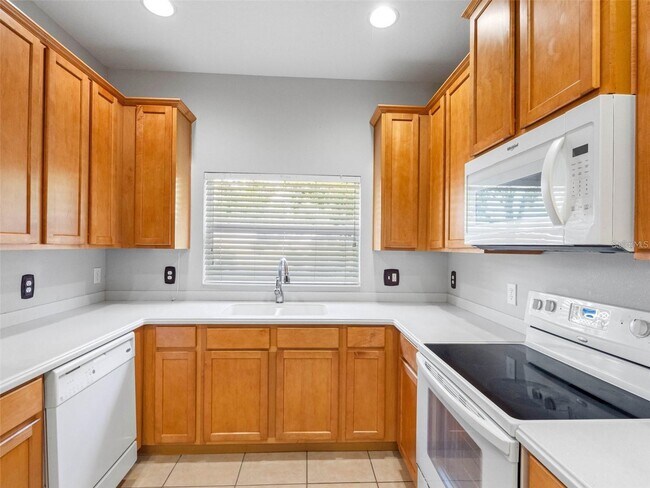 12820 Belvedere Song Way in Riverview, FL - Building Photo - Building Photo