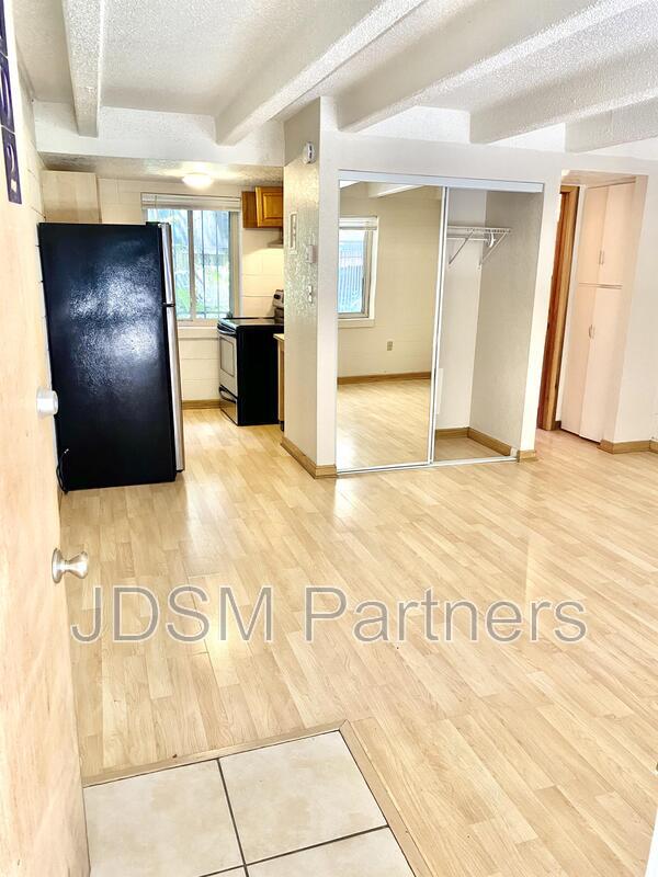 property at 2860 W 32nd Ave