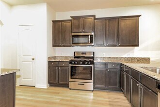 26857 Steinbeck Dr in Magnolia, TX - Building Photo - Building Photo