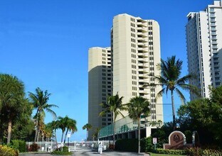 2800 N Ocean Dr, Unit B23C in Riviera Beach, FL - Foto de edificio - Building Photo