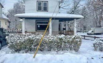 4104 E 76th St in Cleveland, OH - Building Photo