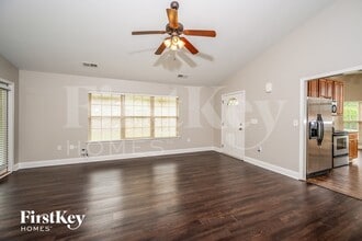 281 Crisfield Cir in Alabaster, AL - Foto de edificio - Building Photo