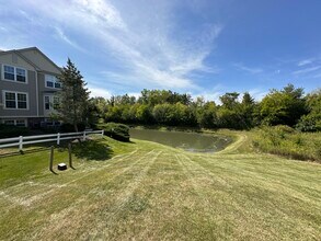 31782 Pine View Blvd in Lakemoor, IL - Building Photo - Building Photo