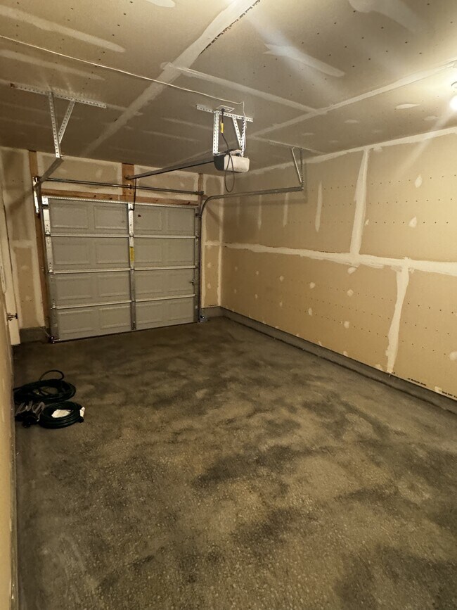 122 Milburn Dr in Martinsburg, WV - Building Photo - Building Photo