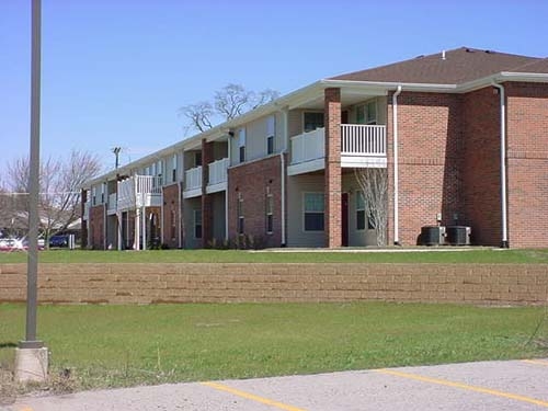 RA Streb Complex in Kendallville, IN - Building Photo