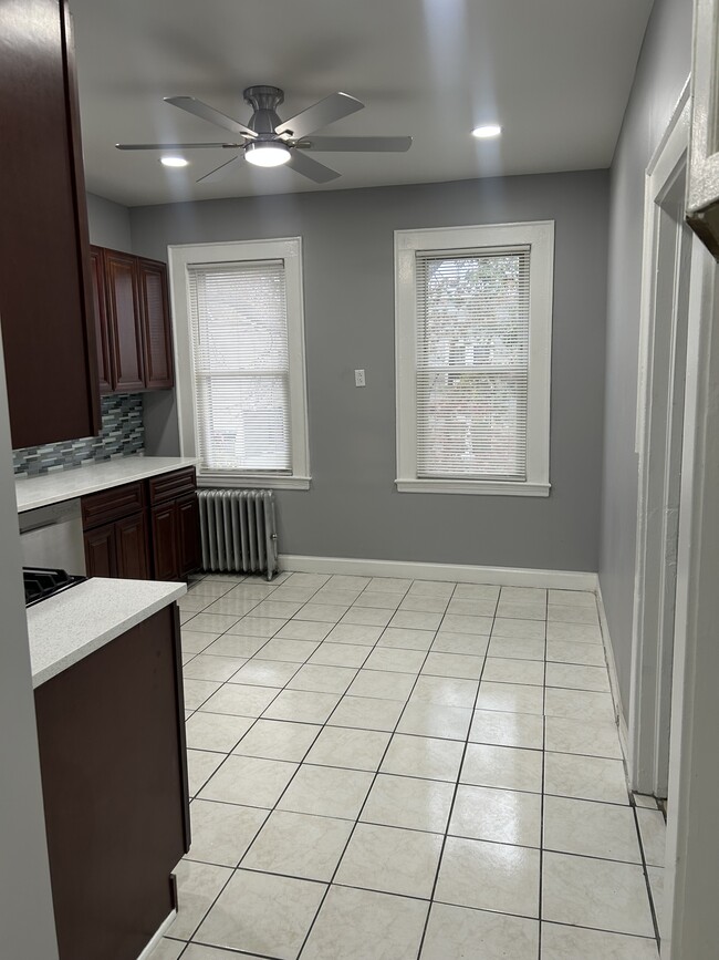 10 Adams St, Unit Rohan Levy in Irvington, NJ - Building Photo - Building Photo