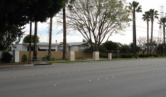 Del Prado Anaheim in Anaheim, CA - Building Photo