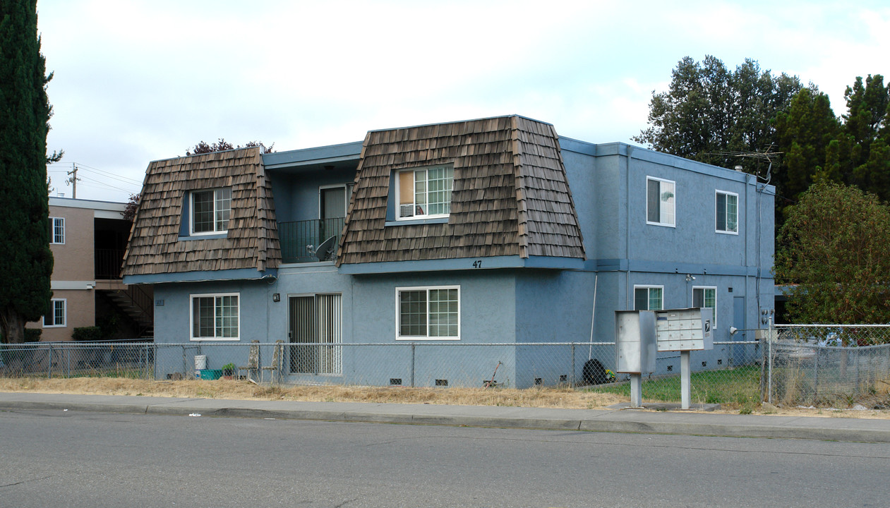 47 N Temple Dr in Milpitas, CA - Building Photo