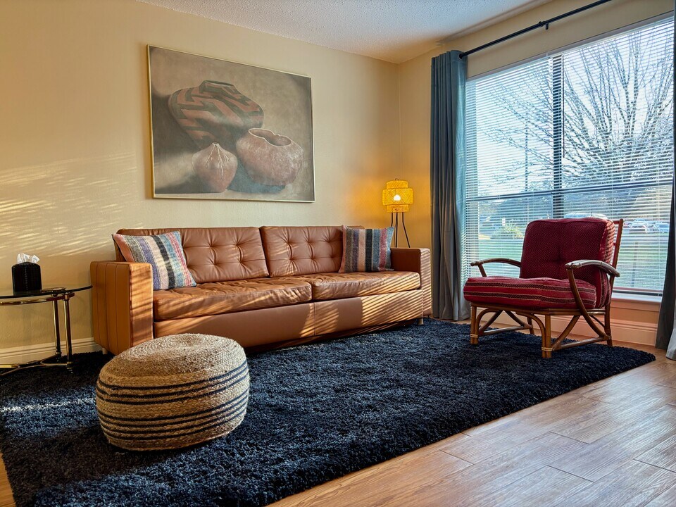 Fenway Loop Apartments in San Marcos, TX - Foto de edificio