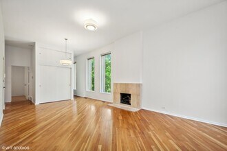 2058 N Seminary Ave in Chicago, IL - Building Photo - Building Photo
