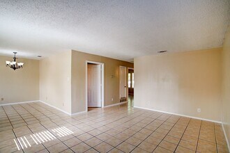 708-710 N Cooper St in Arlington, TX - Building Photo - Building Photo