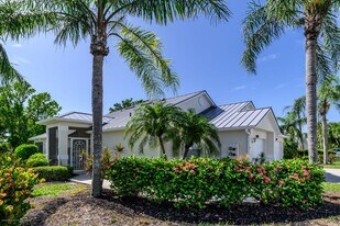 510 Islamorada Blvd in Punta Gorda, FL - Building Photo