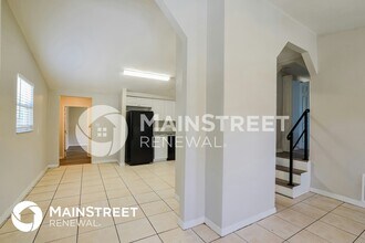 703 Osceola Dr in Sanford, FL - Foto de edificio - Building Photo