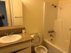 4181 Camino Lita in San Diego, CA - Building Photo - Building Photo