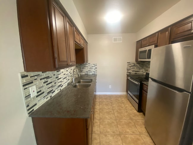 1801 N 50th St in Phoenix, AZ - Building Photo - Building Photo