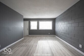 6064 E 16th St in Indianapolis, IN - Building Photo - Building Photo