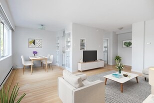 6450 East Blvd in Vancouver, BC - Building Photo
