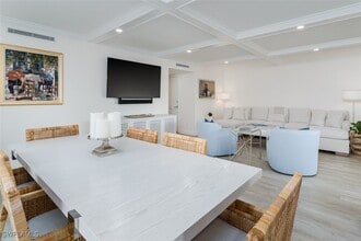 3450 Gulf Shore Blvd N in Naples, FL - Building Photo - Building Photo