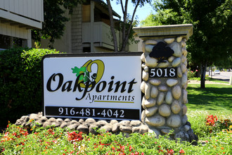 Oakpoint Apartments in Carmichael, CA - Building Photo - Building Photo