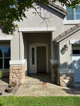 101 Freese Ct in Folsom, CA - Building Photo - Building Photo