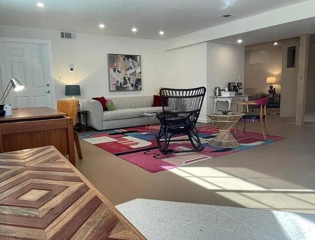 property at 2511 Clairmont Rd