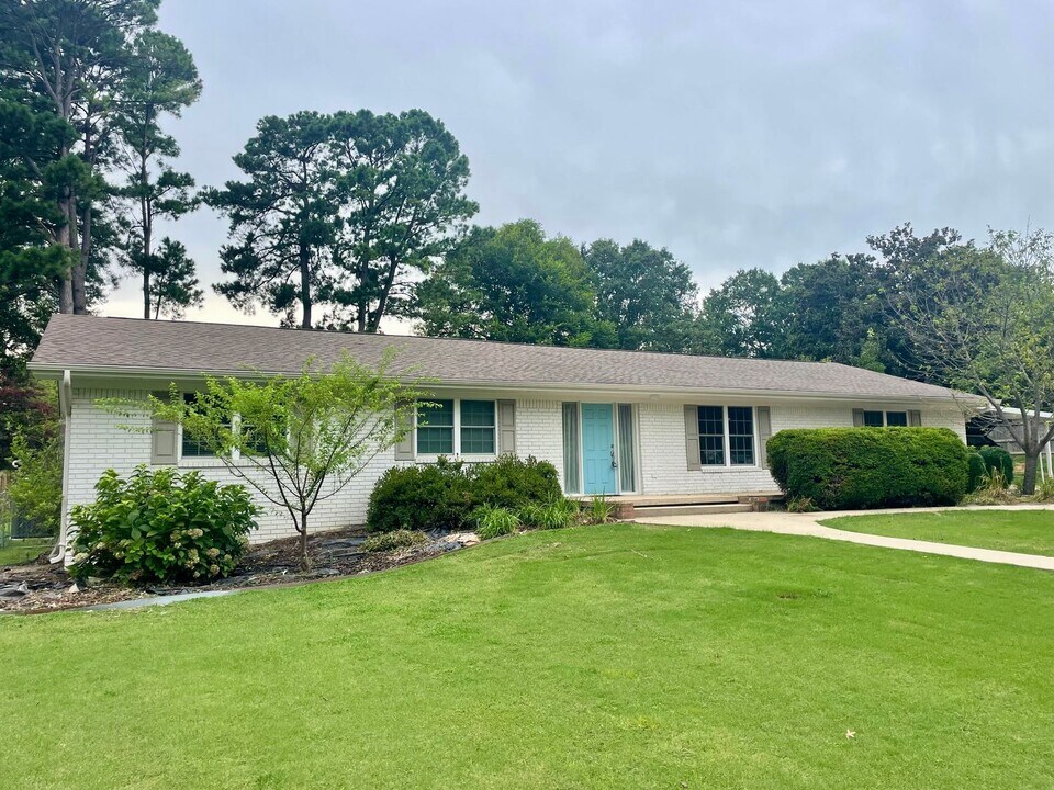 29 Water Oak Dr in Conway, AR - Foto de edificio