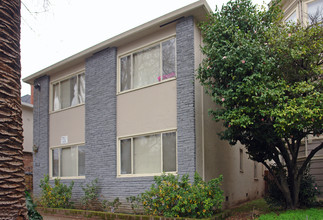 Ambassador Gardens in Sacramento, CA - Foto de edificio - Building Photo