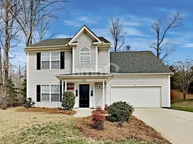 900 Crowders Woods Dr in Gastonia, NC - Building Photo