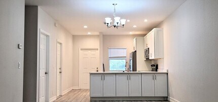 128 Lakeview Ave in Lantana, FL - Building Photo - Building Photo