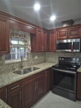 13301 SW 25th Terrace in Miami, FL - Building Photo - Building Photo