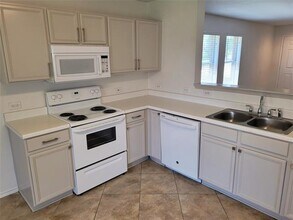 12632 Kingsgate Dr in Rhome, TX - Building Photo - Building Photo